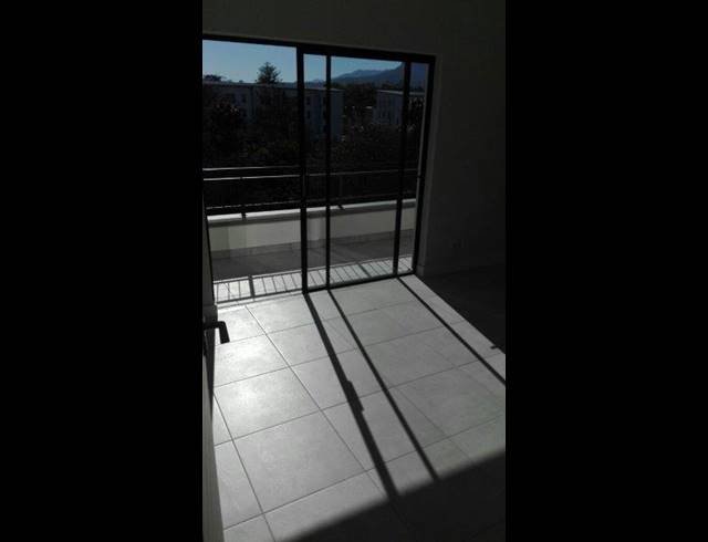 1 BEDROOM APARTMENT RENTED IN PAARDEVLEI